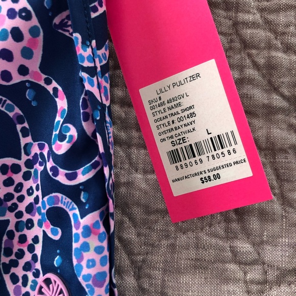 SOLD Lilly Pulitzer Luxletic Ocean Trail Shorts - Picture 5 of 5